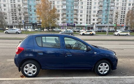 Renault Sandero II рестайлинг, 2014 год, 900 000 рублей, 4 фотография