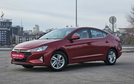 Hyundai Elantra VI рестайлинг, 2019 год, 1 749 000 рублей, 3 фотография