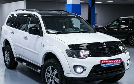 Mitsubishi Pajero Sport II рестайлинг, 2014 год, 2 303 000 рублей, 8 фотография