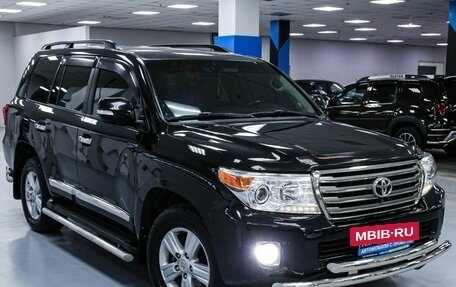 Toyota Land Cruiser 200, 2012 год, 4 153 000 рублей, 8 фотография