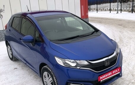 Honda Fit III, 2018 год, 1 350 000 рублей, 3 фотография