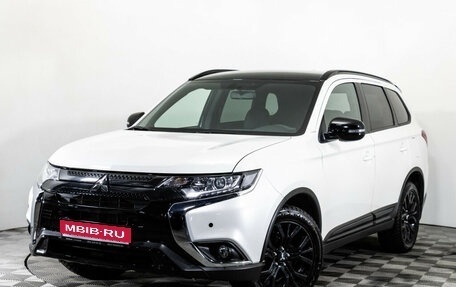 Mitsubishi Outlander III рестайлинг 3, 2021 год, 3 100 000 рублей, 1 фотография