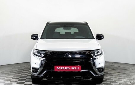 Mitsubishi Outlander III рестайлинг 3, 2021 год, 3 100 000 рублей, 2 фотография