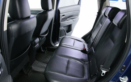 Mitsubishi Outlander III рестайлинг 3, 2013 год, 1 818 000 рублей, 13 фотография