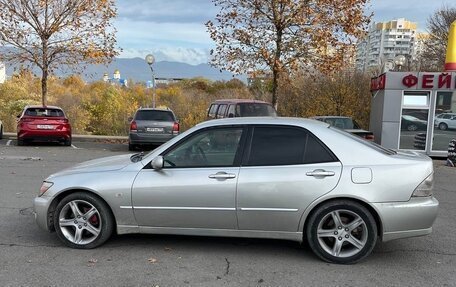 Toyota Altezza, 2001 год, 850 000 рублей, 4 фотография