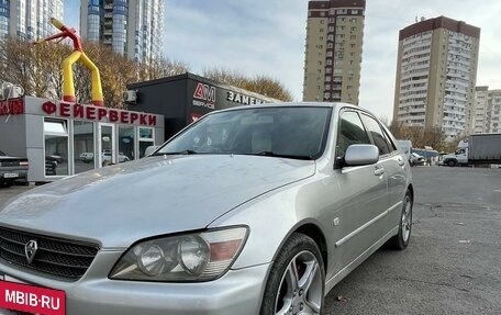 Toyota Altezza, 2001 год, 850 000 рублей, 7 фотография