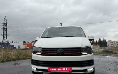 Volkswagen Caravelle T6 рестайлинг, 2015 год, 3 299 000 рублей, 9 фотография