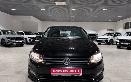 Volkswagen Polo VI (EU Market), 2018 год, 850 000 рублей, 2 фотография