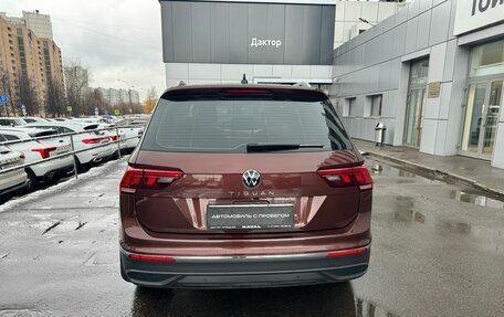 Volkswagen Tiguan II, 2020 год, 2 620 000 рублей, 5 фотография