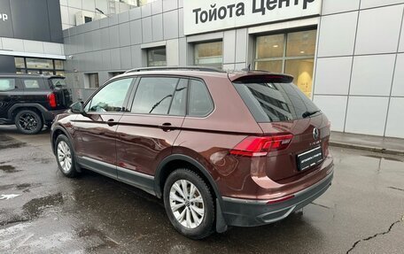 Volkswagen Tiguan II, 2020 год, 2 620 000 рублей, 6 фотография