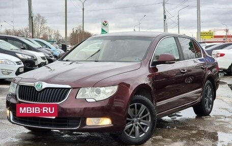 Skoda Superb III рестайлинг, 2011 год, 999 000 рублей, 4 фотография