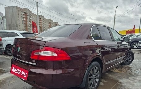 Skoda Superb III рестайлинг, 2011 год, 999 000 рублей, 16 фотография