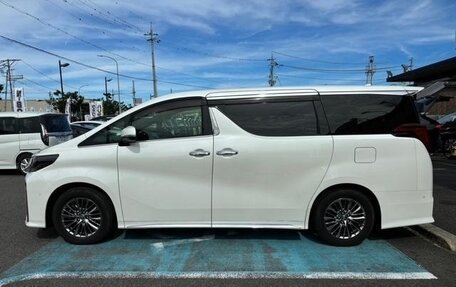 Toyota Alphard III, 2021 год, 4 300 000 рублей, 3 фотография