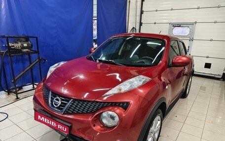 Nissan Juke II, 2011 год, 1 350 000 рублей, 1 фотография