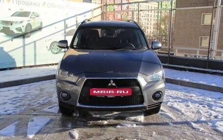 Mitsubishi Outlander III рестайлинг 3, 2011 год, 1 055 000 рублей, 3 фотография