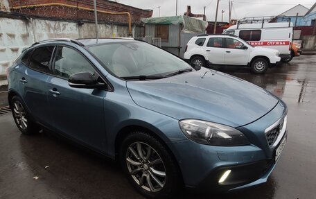 Volvo V40 II рестайлинг, 2013 год, 1 400 000 рублей, 2 фотография