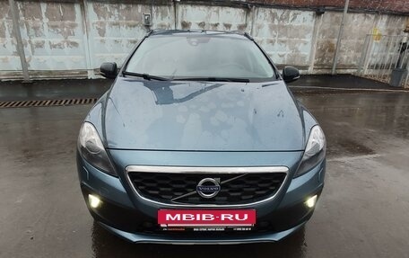 Volvo V40 II рестайлинг, 2013 год, 1 400 000 рублей, 11 фотография