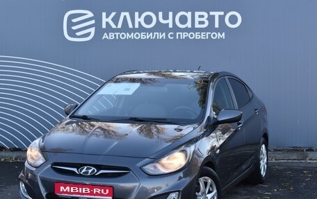 Hyundai Solaris II рестайлинг, 2013 год, 950 000 рублей, 1 фотография