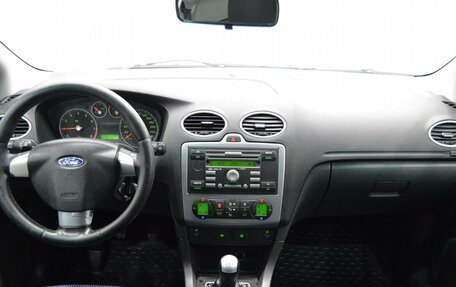 Ford Focus II рестайлинг, 2005 год, 434 000 рублей, 18 фотография