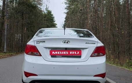 Hyundai Solaris II рестайлинг, 2015 год, 1 220 000 рублей, 24 фотография