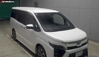 Toyota Voxy III, 2021 год, 3 080 000 рублей, 2 фотография