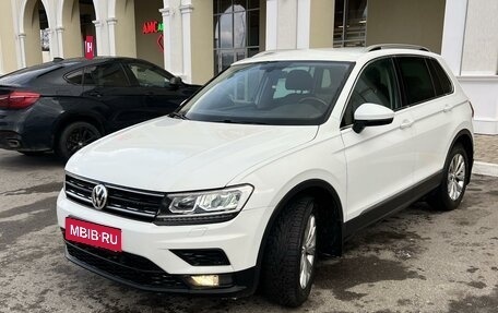 Volkswagen Tiguan II, 2017 год, 2 000 000 рублей, 1 фотография