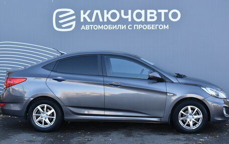 Hyundai Solaris II рестайлинг, 2013 год, 950 000 рублей, 5 фотография