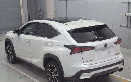 Lexus NX I, 2017 год, 2 220 000 рублей, 3 фотография