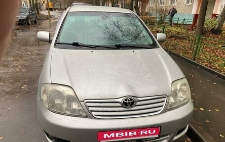 Toyota Corolla, 2005 год, 750 000 рублей, 2 фотография