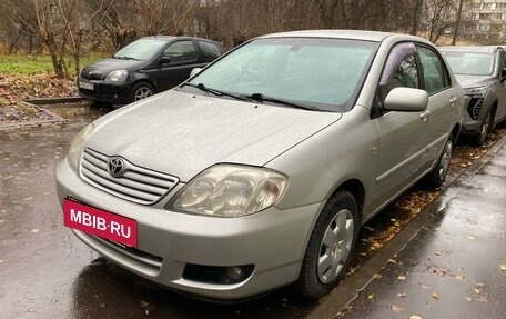 Toyota Corolla, 2005 год, 750 000 рублей, 3 фотография