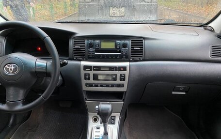 Toyota Corolla, 2005 год, 750 000 рублей, 9 фотография