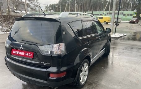 Mitsubishi Outlander III рестайлинг 3, 2010 год, 950 000 рублей, 5 фотография