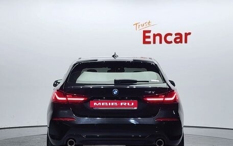 BMW 1 серия, 2020 год, 2 707 000 рублей, 4 фотография