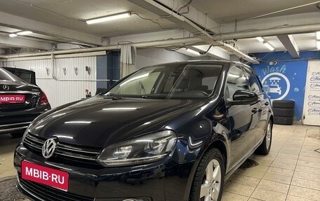 Volkswagen Golf VI, 2011 год, 900 000 рублей, 1 фотография