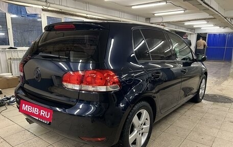 Volkswagen Golf VI, 2011 год, 900 000 рублей, 11 фотография