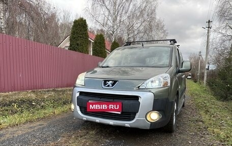 Peugeot Partner II рестайлинг 2, 2012 год, 700 000 рублей, 1 фотография