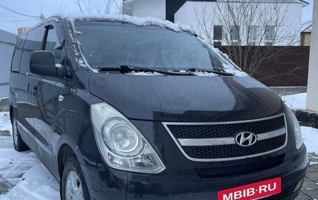 Hyundai Grand Starex Grand Starex I рестайлинг 2, 2008 год, 890 000 рублей, 3 фотография