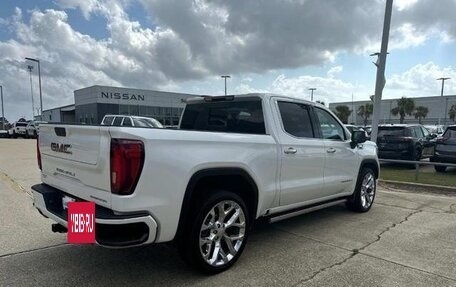 GMC Sierra, 2021 год, 6 790 000 рублей, 3 фотография