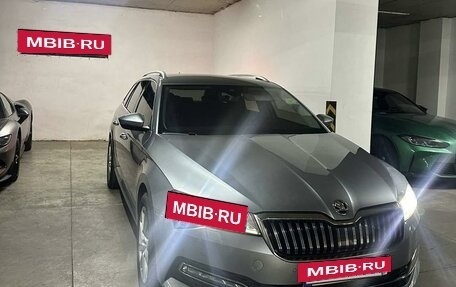 Skoda Superb III рестайлинг, 2020 год, 3 850 000 рублей, 6 фотография