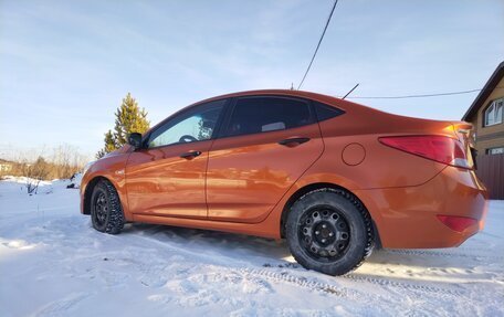 Hyundai Solaris II рестайлинг, 2014 год, 950 000 рублей, 4 фотография