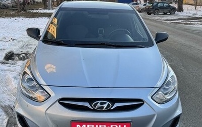 Hyundai Solaris II рестайлинг, 2011 год, 650 000 рублей, 1 фотография