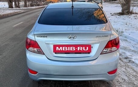 Hyundai Solaris II рестайлинг, 2011 год, 650 000 рублей, 4 фотография