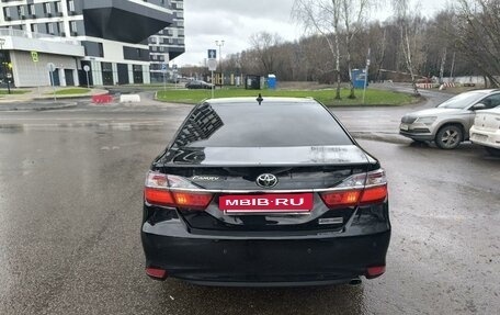 Toyota Camry, 2017 год, 2 350 000 рублей, 4 фотография