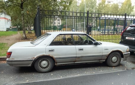 Toyota Crown, 1990 год, 270 000 рублей, 18 фотография