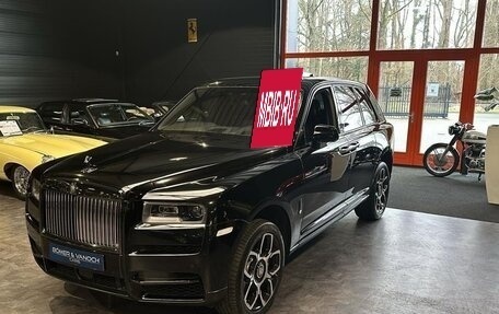 Rolls-Royce Cullinan, 2019 год, 45 000 000 рублей, 3 фотография