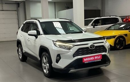 Toyota RAV4, 2020 год, 3 500 000 рублей, 7 фотография