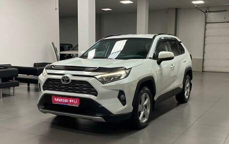 Toyota RAV4, 2020 год, 3 500 000 рублей, 1 фотография