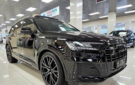 Audi Q7, 2023 год, 9 999 000 рублей, 3 фотография