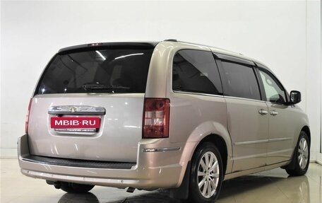 Chrysler Voyager IV, 2008 год, 1 245 000 рублей, 4 фотография