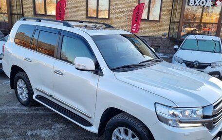 Toyota Land Cruiser 200, 2016 год, 6 700 000 рублей, 8 фотография